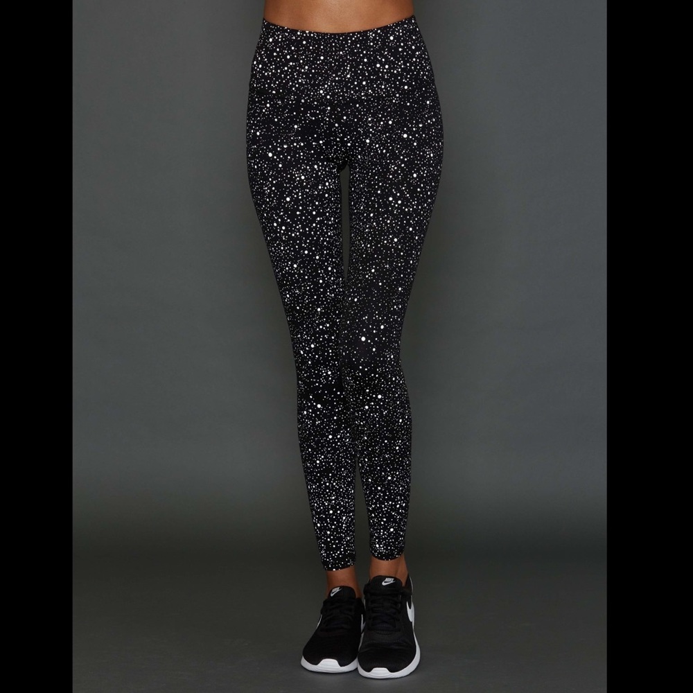 Noli Yoga Reflective Legging - Size S